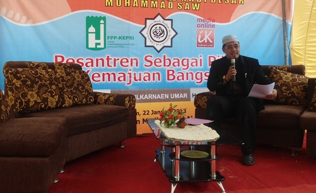 Ketua Forum Pemberdayaan Pesantren Kepulauan Riau