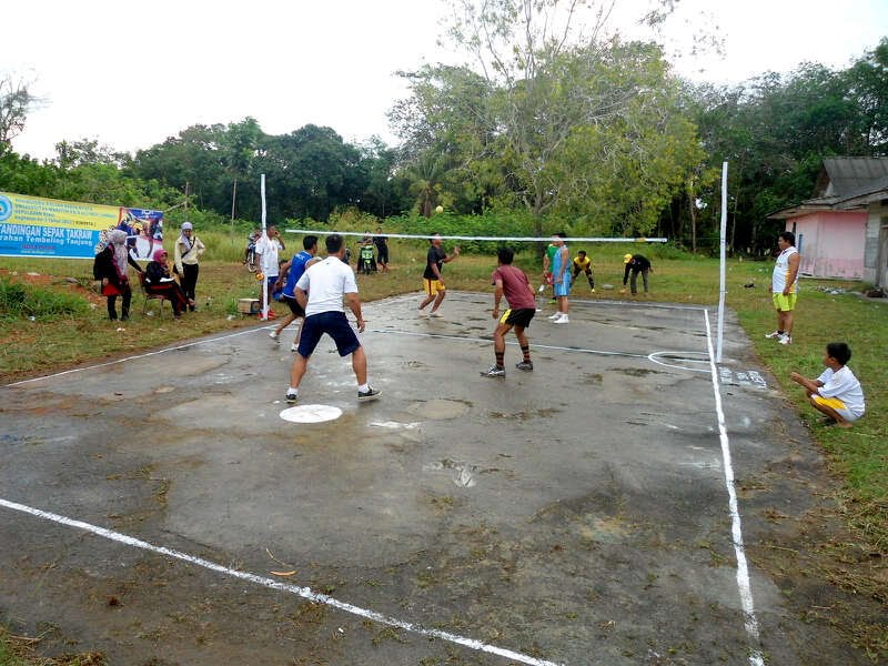 Turnamen Takraw yang digelar oleh Mahasiswa Kukerta Umrah Angkatan ke-3